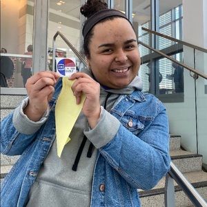 Meet your Posher, Denise